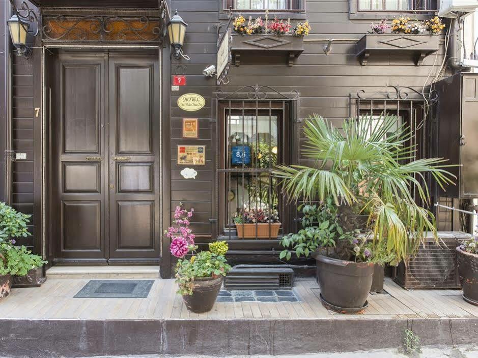 Naz Wooden House Inn Istanbul Eksteriør billede